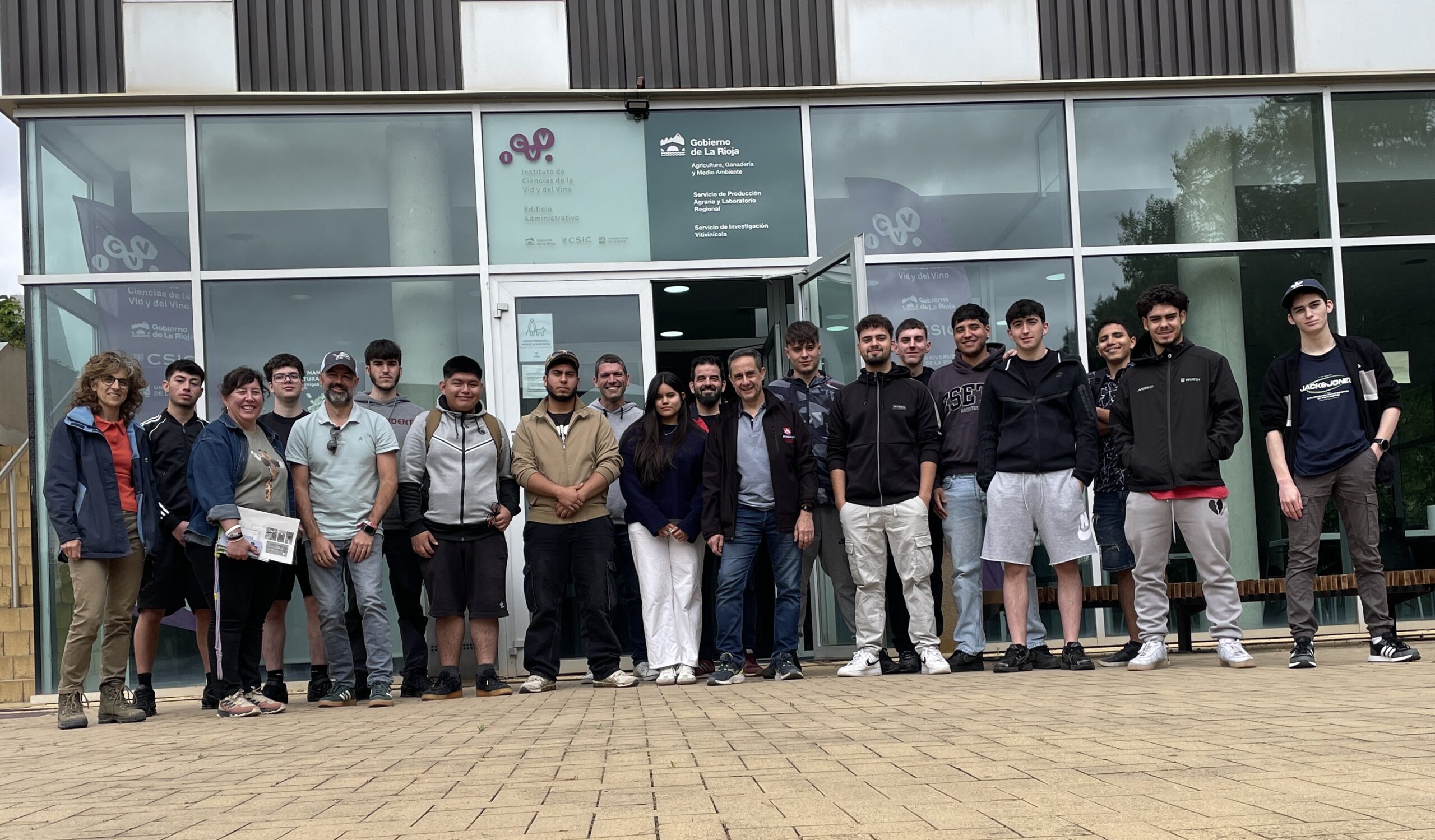 Visita a la Finca La Grajera para conocer aplicaciones reales de IoT y LoRaWAN en el sector vitivinícola